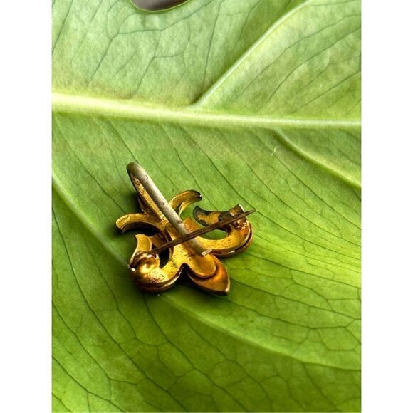 Antique Gold Fleur Di Lis Pendant Brooch - Picture 2 of 9